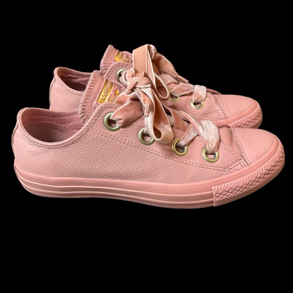 CONVERSE ALL STAR LowTop Antique Rose Leather Velvet Wide Lace Sneaker Gold Trim - Picture 2 of 15